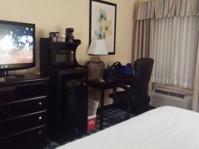 Holiday Inn Columbus North I-270 Worthington Ngoại thất bức ảnh