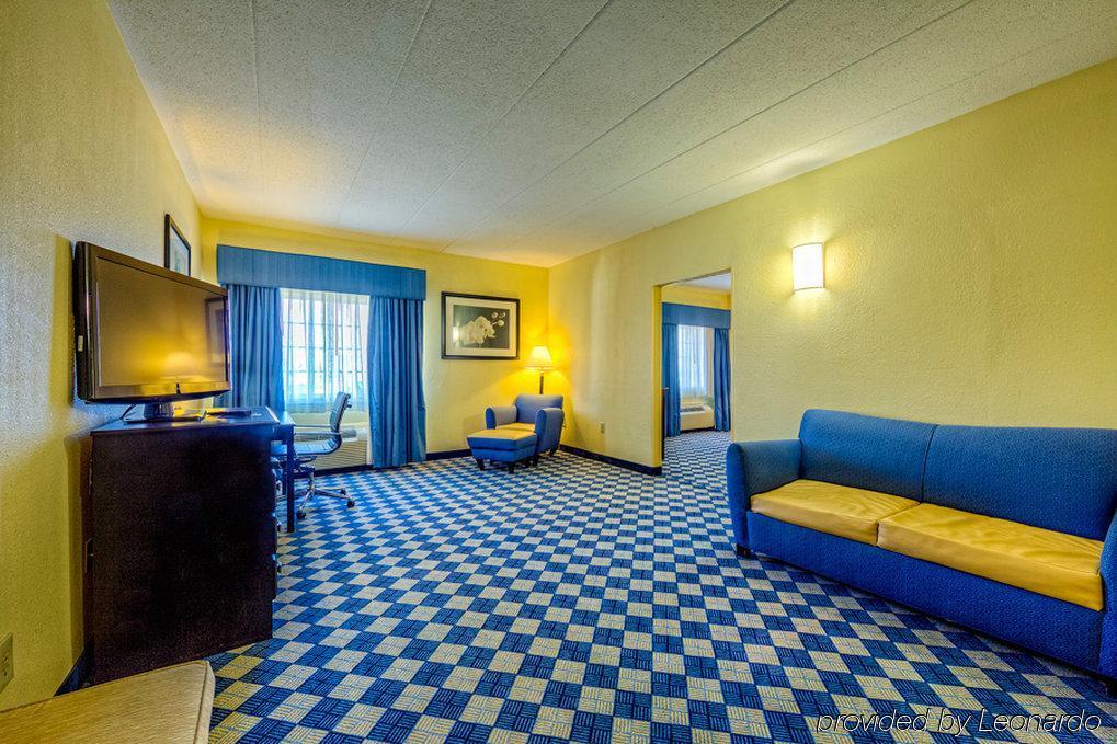 Holiday Inn Columbus North I-270 Worthington Ngoại thất bức ảnh